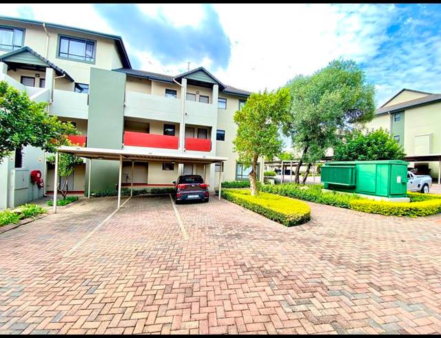 2 BEDROOM APARTMENT FOR SALE IN LONEHILL
